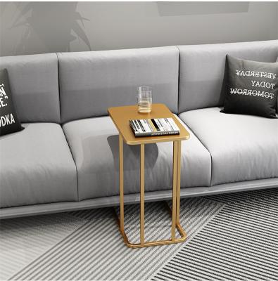 China Factory Price Extendable Metal C Shaped Sofa Tray Table Modern Nordic Side Metal Coffee Table Side Table for sale