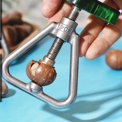 China Manufacturer Supplier China Cheap Stocked Nut Opener Nuts Broker Kitchen Accessories for sale