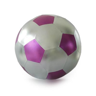 China OEM ODM Accepted 2021 Inflatable Beach Ball Kids Toys Pvc Ball With Metallic Cover for sale