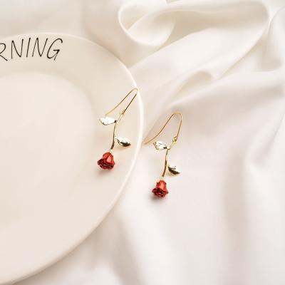 China Simple temperament earrings ES003-89 new CLASSIC Korean fashionable rose petal earrings female and soft personality red earrings for sale