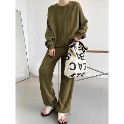 China 2022 Breathable Long Sleeve Waffle Suits With Strappy Gaiters Sports Two Piece Stylish Casual Suit For Women for sale