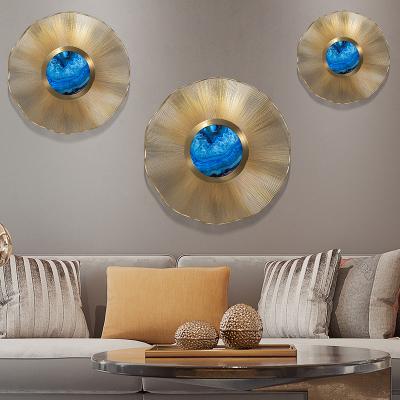 China 2021 New Classic/Postmodern Luxury Wall Decoration Set Home Gold Metal Round Furniture Modern Home Decor Accessories for sale