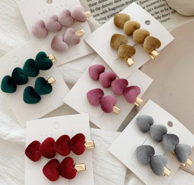 China Mama and me velvet hair clip set of two non slip heart hair clips YM766 for sale