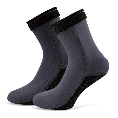 China OEM 3mm Neoprene Beach Lightweight Water Anti Slip Diving Socks for sale