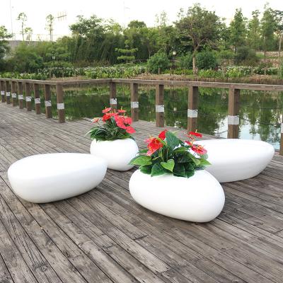 China H319 Corrosion Resistance Fiberglass Flowerpot and Chair Lounge Pool Chairs Outdoor Lounge Cobblestone Pot Chair Set for sale