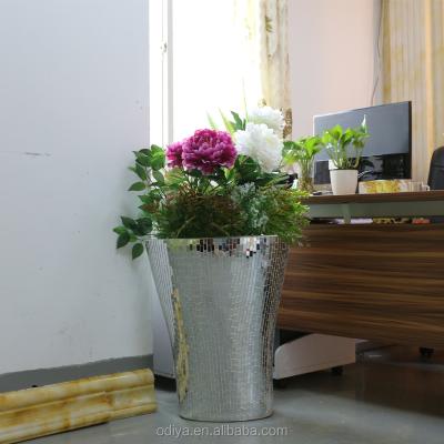 China High Quality Large Modern High 60CM Width 50CM Different Types FRP Fiberglass Flower Pot for sale