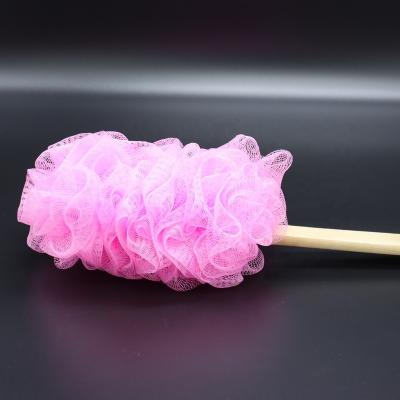 China Long Handle 2021 New Essential Hot Selling SPA Mesh Soft Sponge Back Scrub Wooden Shower Blast Bath Brush for sale