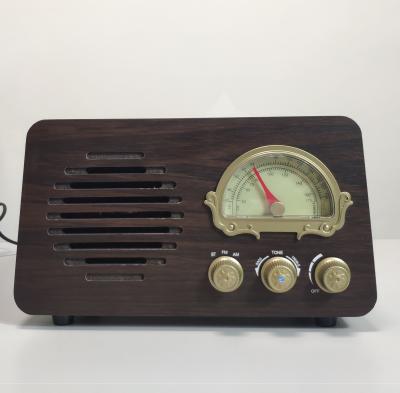 China Retro AM fm radio nostalgic wooden radio with wirelss BT and analog tuner for sale