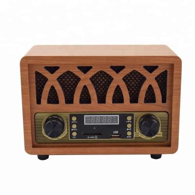 China AM fm radio with usb factory supply vintage wooden radio antique design with usb sd play& recording for sale