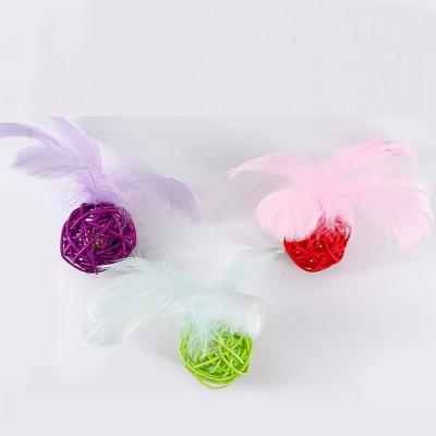 China Viable Cat Toy Color Feather Rattan Bell Ball Molars Rattan Ball Hand - Woven Cat Supplies Wholesale for sale