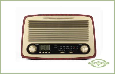 China Wecker-klassischer Art-Radio mit LCD-hintergrundbeleuchtetem Display, Entsprechung morgens/FM-Radio zu verkaufen