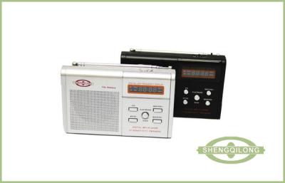 Chine Radio portative d'USB AM/FM avec le tuner de PLL FM, port USB/logement pour carte d'écart-type/MMC à vendre