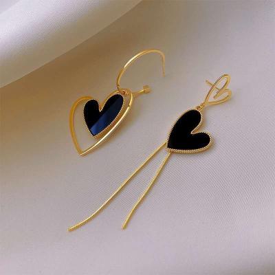 China Classic Solid Black Asymmetric TRENDY Heart Earring Tassel Long Chain Earrings for sale