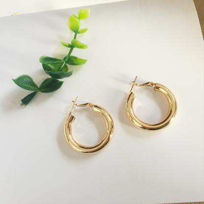 China 2021 Big Amazon Chandelier Earrings Hot Sale 18k Gold Plating Big Tube Hoop Earrings FASHIONABLE Hot Clip Earrings For Women for sale