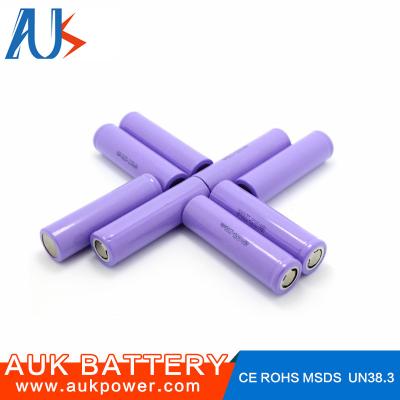 Китай 2600mAh 3.7V Ли-ионные батареи 18650 Силиндрические мощные продается