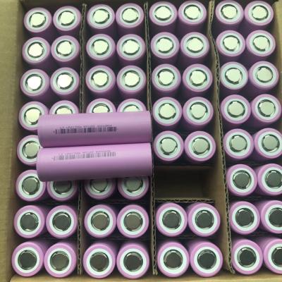 China 3.7V 4000mAh Células de Bateria Li-Ion INR21700 Usadas em Bateria de Scooter de E-bike à venda