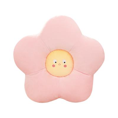 China New Design Anti-static Hot Selling Skin Friendly Cotton Flower Shape Pillow Cushion For Sofa Kids for sale