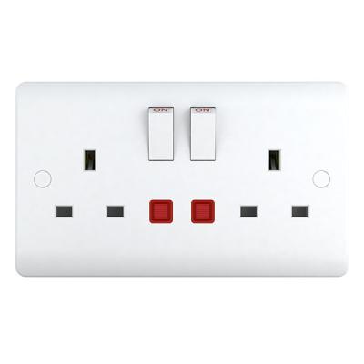 China Residential/General Purpose Hot Sale 13A Double Pole/Single Strip 2 Strip With Neonelectric Wall Switched Outlet for sale