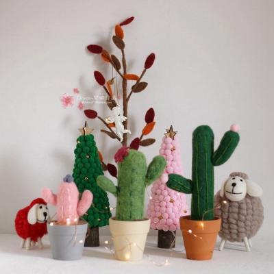 China Wholesale Art Deco Indoor Living Room Decoration Cactus Succulent Ornament For Table Home Decor for sale