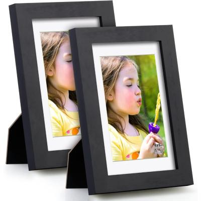 China Classic Style 4x6inch Picture Frames (2PK) Made of Solid Wood and HD Display Glass 3.5x5 Photos with Mat or 4x6Without Mat for Table and Wall for sale