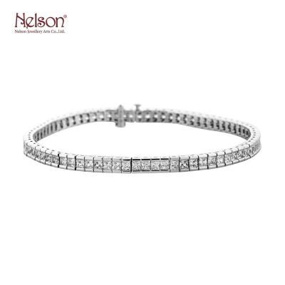 China Trendy Wholesale Quality Couples Gift Fashion 18K White Gold Diamond Gift Princess Cut Channel Set Classic Straight Line Bracelet for sale