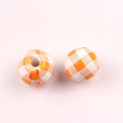 China Safe Attractive Wooden Beads Colored Jewelry Accessories Decor Wood Beads Natural Wooden Beads for sale