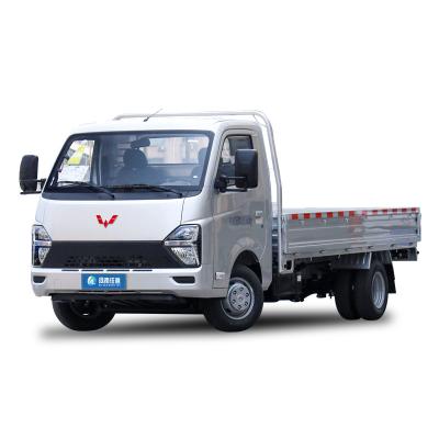 China Hot sell Wuling LK Cargo Cars 2.0L Trucks flatbed truck 4 door mini truck for business 5640x2020x2096 for sale