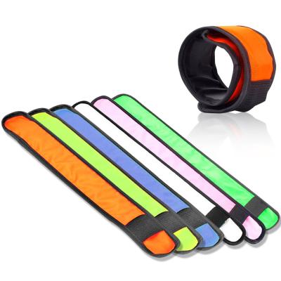 China Beautiful Led Flashing Wristband Arm Bands For Concert Running Camping Outdoor Sport for sale