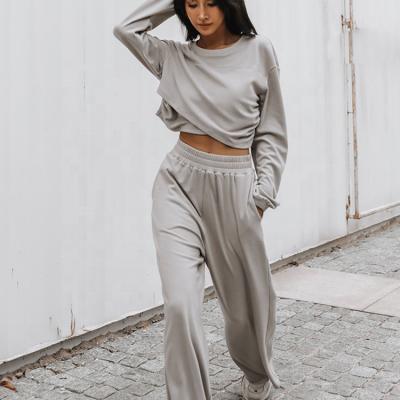 China QUICK DRY Women's Two Piece Set Jogger Winter Crop Sleeve Crewneck Long Sleeve Sweatshirt And Sweatpants Set for sale