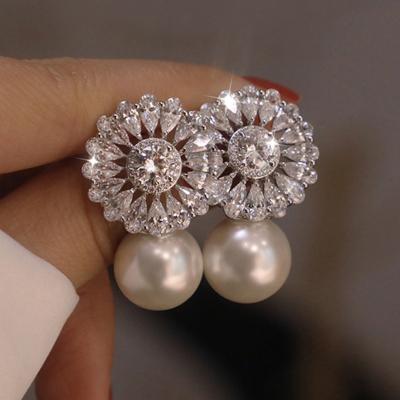 China Link Chain Fashion Trend Jewelry Delicate Zircon Engagement Earrings Flower Stud Earrings Bead Earrings for sale