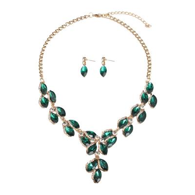 China New Fashion TRENDY Women's Accessories Crystal Gem Clavicle Short Necklace Earring Jewelry Set for sale