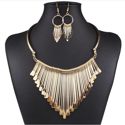 China Europe and America 2022 new fashion multi-layer tassel necklace set Europe and America temperament jewelry for sale