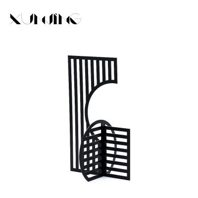 China Eco-friendly Modern Minimalist European Metal Square And Circle Grid Geometric Ornaments Ornaments Iron Metal Crafts for sale