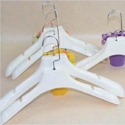 China SHOW Best Clothes Hanger Coat Hanger Plastic Cloth Hanger For Suit Adult Rain Coat With Cheap Price for sale