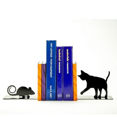 China Black Minimalist Bookends Metal Book Ends Iron Stand Holder Desk Stopper Magazine Manual Novels Organizer for sale