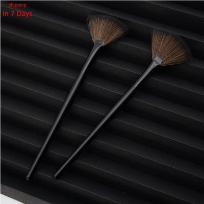 China Angular Blush Simple Cheap Cosmetic Fan Makeup Synthetic Fiber Brush for sale