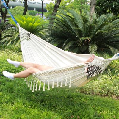 China Pirny New Heavy Duty Hot Sale Acorn Tree Hammock Small Bundle Design Fringed Bed Hammocks New for sale