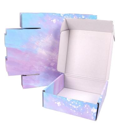 China New Arrival Recyclable Simple Folding Clothes Mailing Box 3layer Corrugated Packaging Paper Mailing Box Custom Logo Embossing for sale