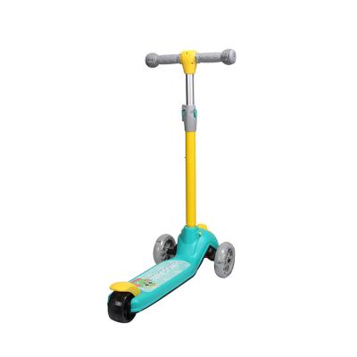 China Chinese Factory Supply New Model Kid Small Cheap Cute Toy For Children Safe 3 Wheels Rocket Folding Foot Kick Kids Scooter for sale