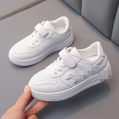 China Light Weight Custom Logo White Soft Bottom Footwear Boys Kids Girls Man Sneakers Toddler Sport Trainers Casual Skateboard Children Shoes for sale