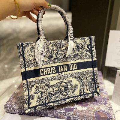 China Portable Famous D Brand Style handle Bags Embroidery  bags fashion Luxury Women handbags 1:1 Top Original Version Lady Tote Handbags for sale