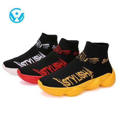 China Fashion\comfortable\durable\Breathable\Lighted latest design knitted upper sock shoes for men for sale