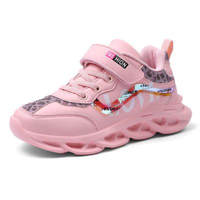 China Autumn Children Fashion Colorful Breathable Sports Shoes Girls Running Kids Sneakers Girls Love Sports Shoes for sale