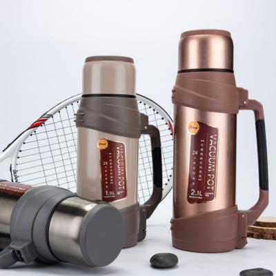 China Minimalist Leisure Life Insulated Water Bottle Large Capacity Tumbler Sports Stainless Steel Double Walled Vacuum Flask for sale