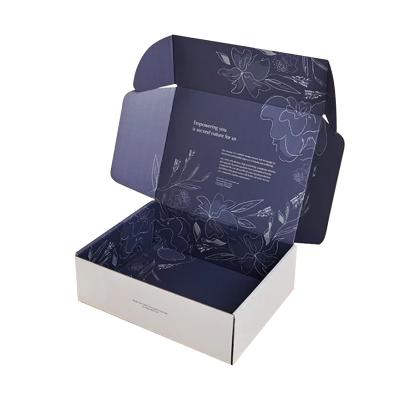 China Recyclable Custom Logo Luxury Cardboard Folding Packaging Gift Box With Logo for sale