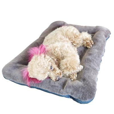 China Eco Friendly Outdoor Indoor Breathable Design Pet Soothing Cute Fluffy Bed Bed Washable for sale