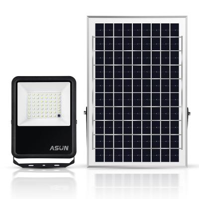 China 130Lm/W Energy Saving And Easy Install IP66 Solar Floodlight High Brightness LED Outside Remote Control Ignition Operate for sale