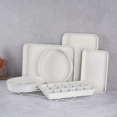 China Starck Disposable 6 Piece Bakeware Set White Nonstick Rectangular Round Cake Tray Brownie Pan Cake Baking Tools for sale