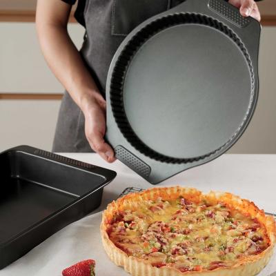 China Sustainable Professional 14 Inch 0.8mm Round Carbon Steel With Handles Mold Pizza Pie&Tart Quiche for sale