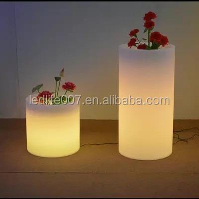 China Modern Glowing Light Up Outdoor Led Flower Plant Pots Bright Color Changing Waterproof Led Garden Flower Pot Funiture Home Pot for sale